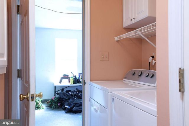 52 OAK RIDGE LN, Manahawkin, NJ 08050