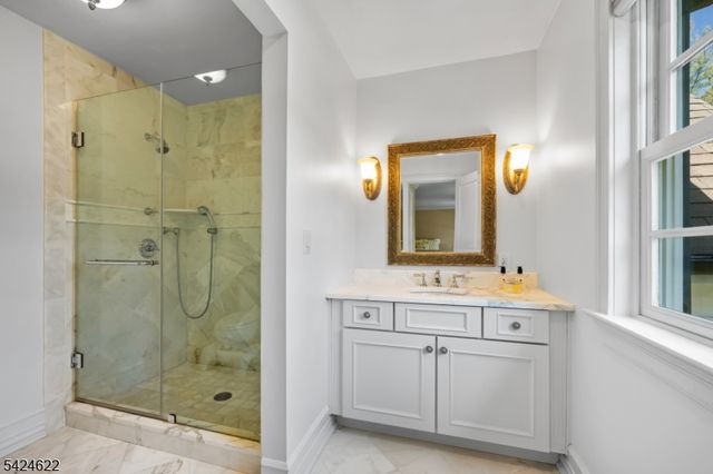 76 Pine Way, New Providence Boro, NJ 07974