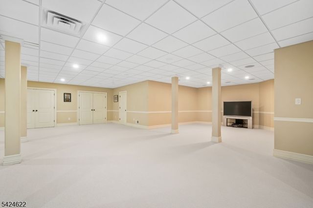 76 Pine Way, New Providence Boro, NJ 07974