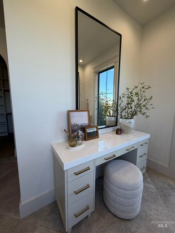 4930 W Braveheart, Eagle, ID 83616