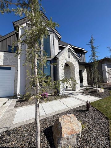 4930 W Braveheart, Eagle, ID 83616