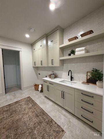 4930 W Braveheart, Eagle, ID 83616