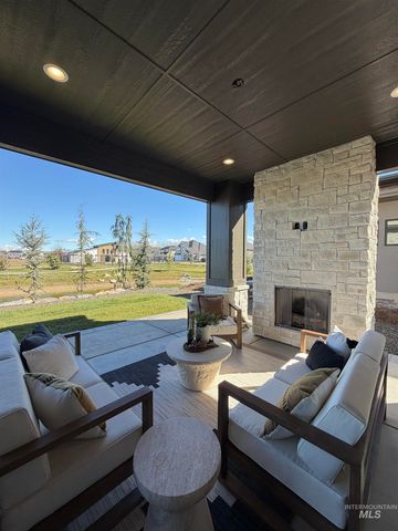 4930 W Braveheart, Eagle, ID 83616