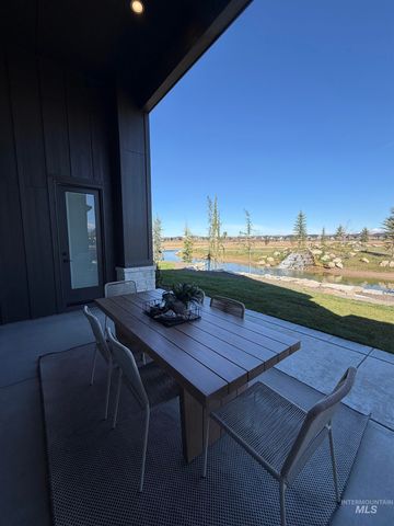 4930 W Braveheart, Eagle, ID 83616