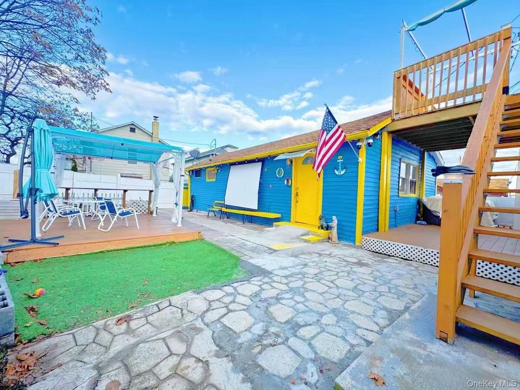 57 pennyfield cp, Bronx, NY 10465
