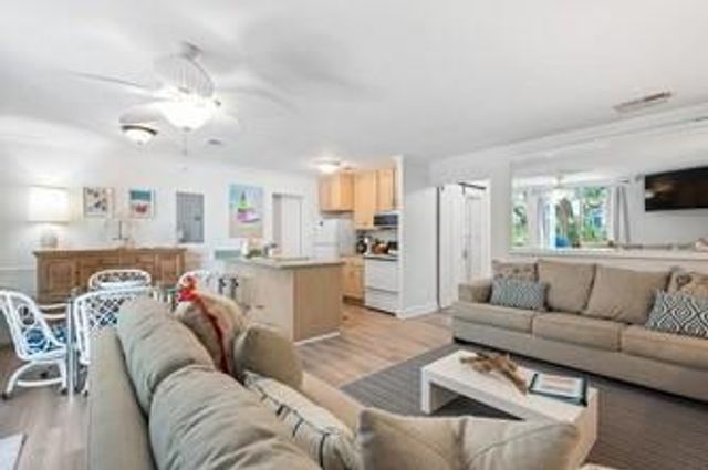 1175 Beachview Drive N, 203, Jekyll Island, GA 31527