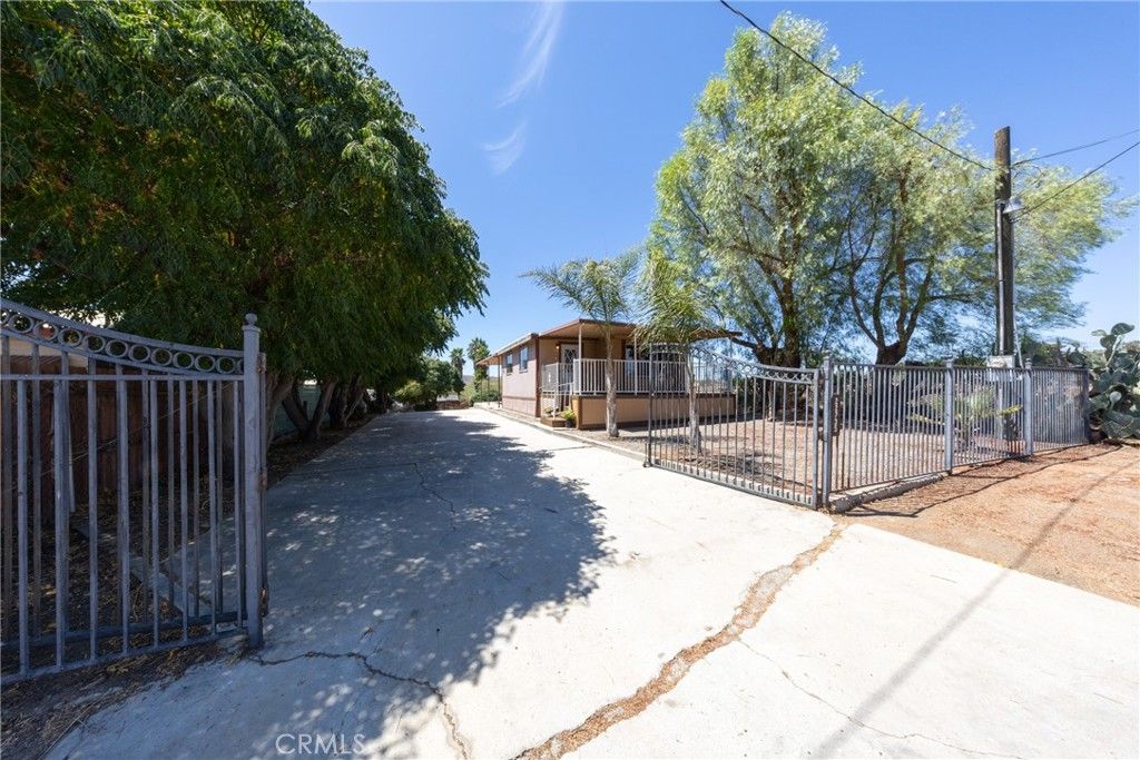 22735 Lukens Lane, Perris, CA 92570 — photo 2