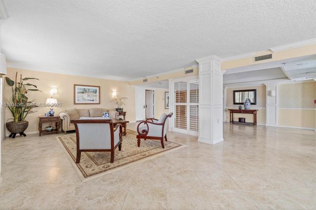 500 Ocean Dr W-2B, Juno Beach, FL 33408