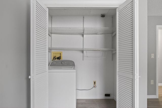 6 Knights Bridge Drive J101, Nashua, NH 03063