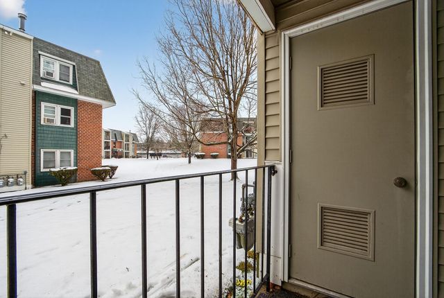 6 Knights Bridge Drive J101, Nashua, NH 03063