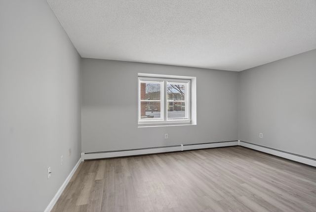 6 Knights Bridge Drive J101, Nashua, NH 03063