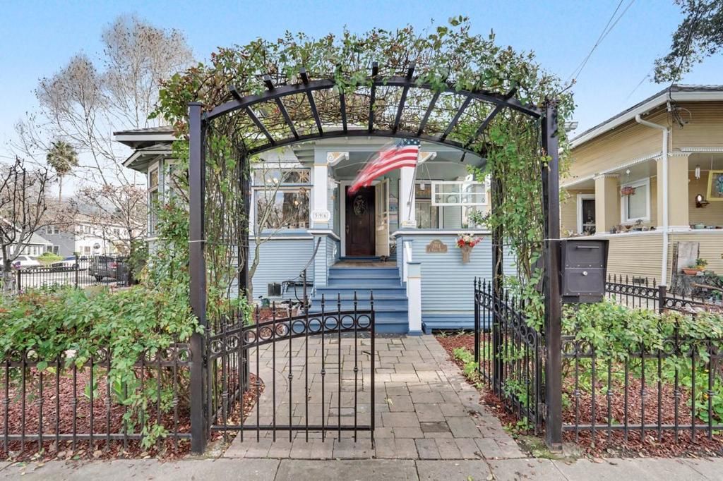 Image 2 of property listing at 396 Margaret Street, San Jose, CA 95112