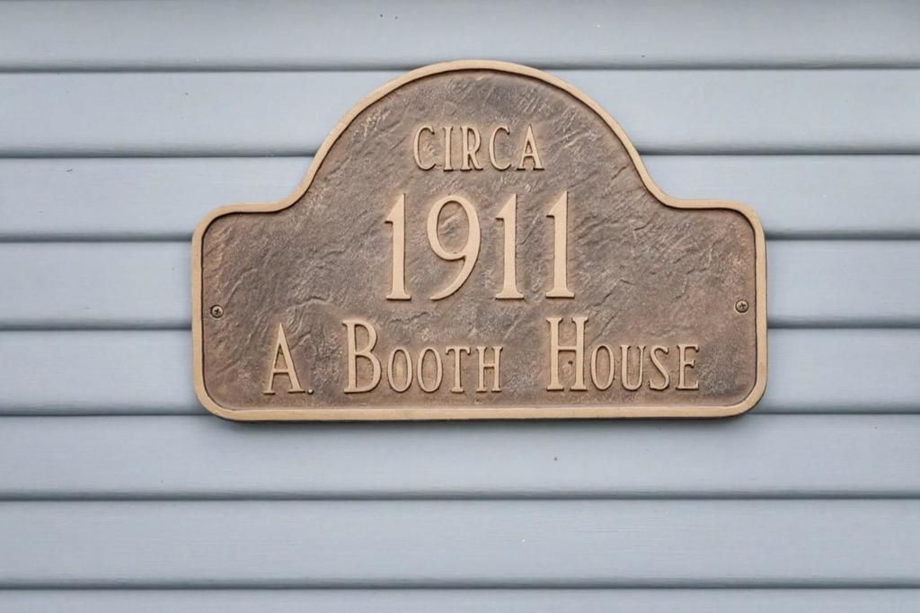 Image 4 of property listing at 396 Margaret Street, San Jose, CA 95112