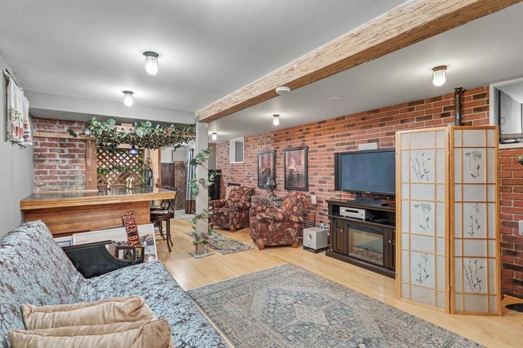 Image 46 of property listing at 396 Margaret Street, San Jose, CA 95112