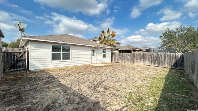 9422 Fall Pass, San Antonio, TX 78251