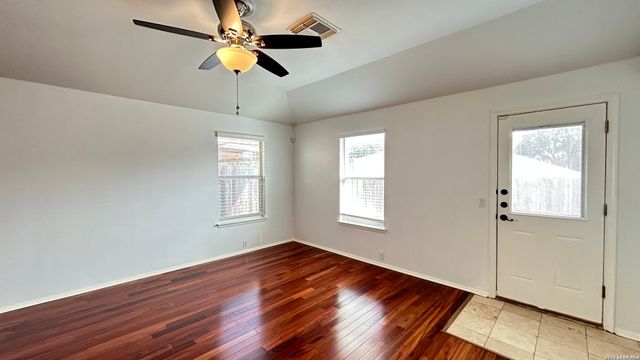 9422 Fall Pass, San Antonio, TX 78251