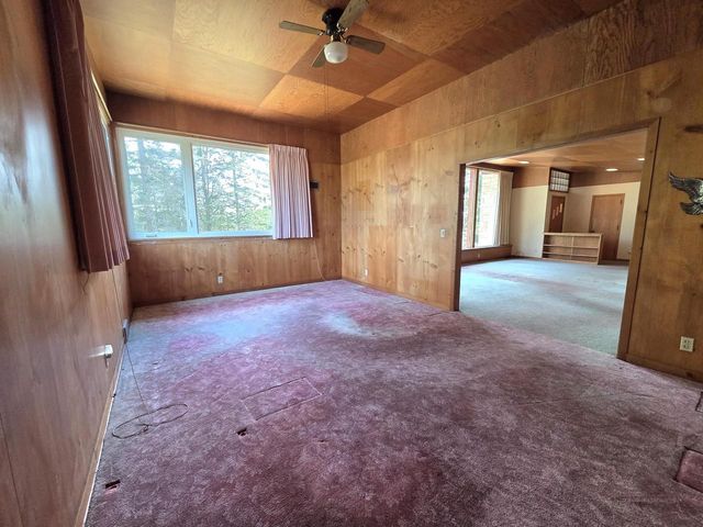 612 Silver Lake Drive, Portage, WI 53901