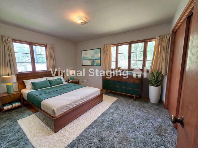 612 Silver Lake Drive, Portage, WI 53901