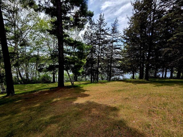 612 Silver Lake Drive, Portage, WI 53901