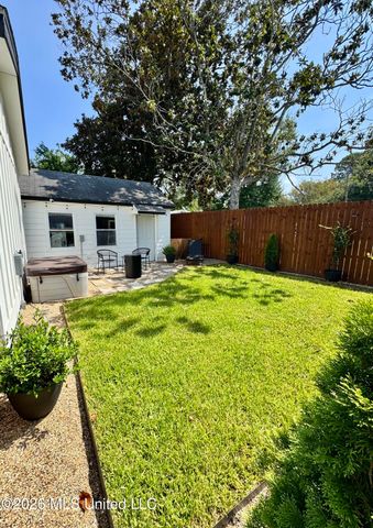 406 Russell Avenue, Ocean Springs, MS 39564