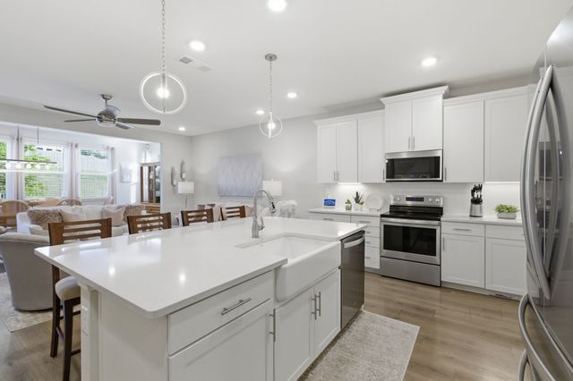 100 Lavender Rd, Hermitage, TN 37076