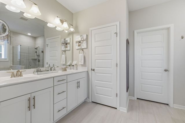 100 Lavender Rd, Hermitage, TN 37076