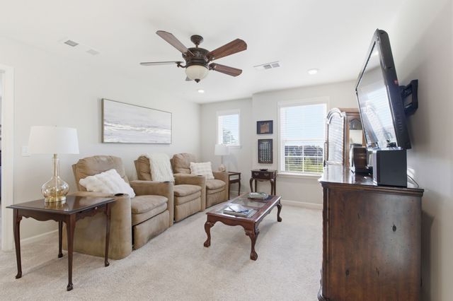 100 Lavender Rd, Hermitage, TN 37076