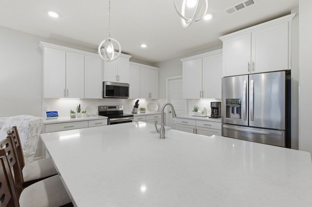 100 Lavender Rd, Hermitage, TN 37076