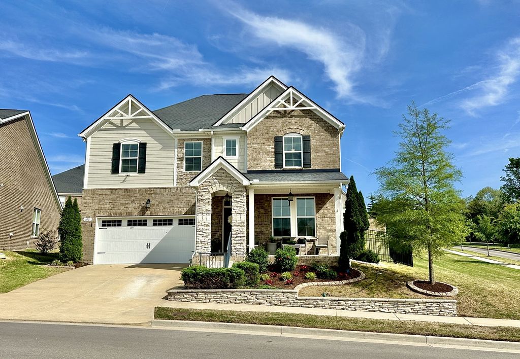 100 Lavender Rd, Hermitage, TN 37076