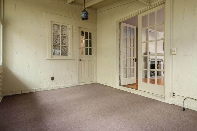 2326 CLINTON Place, Rockford, IL 61103