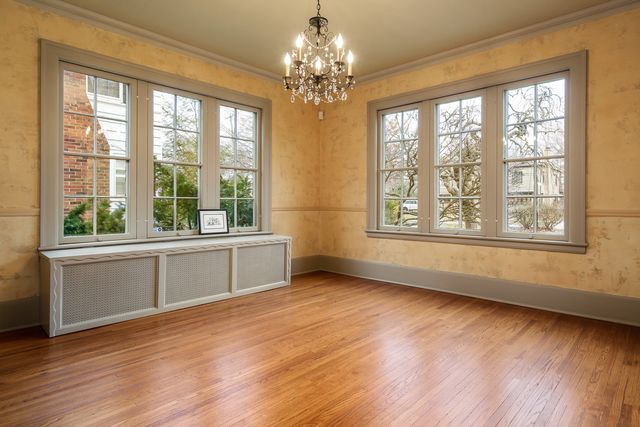 2326 CLINTON Place, Rockford, IL 61103