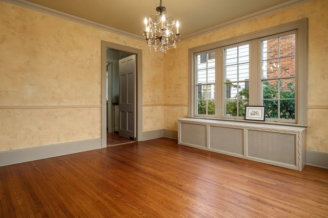 2326 CLINTON Place, Rockford, IL 61103