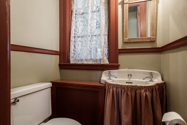 2326 CLINTON Place, Rockford, IL 61103