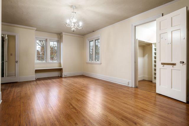 2326 CLINTON Place, Rockford, IL 61103