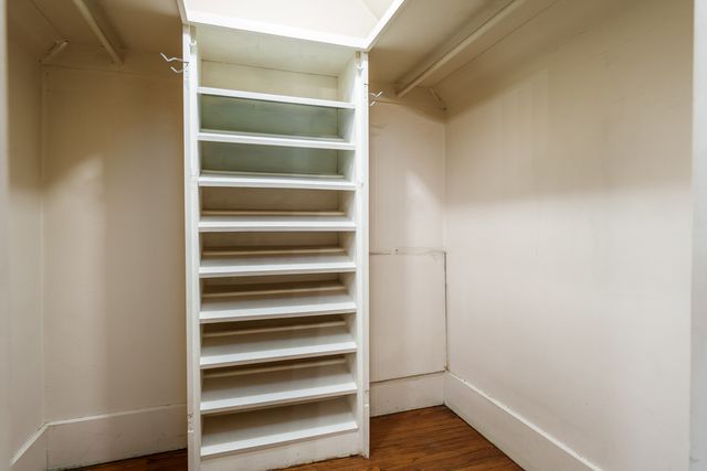 2326 CLINTON Place, Rockford, IL 61103