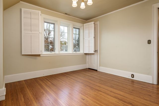 2326 CLINTON Place, Rockford, IL 61103