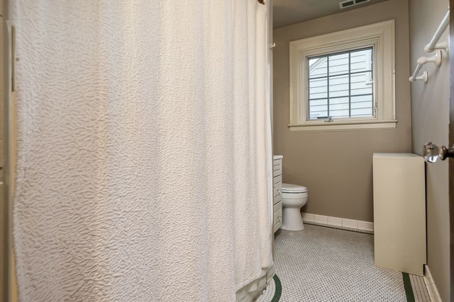 2326 CLINTON Place, Rockford, IL 61103