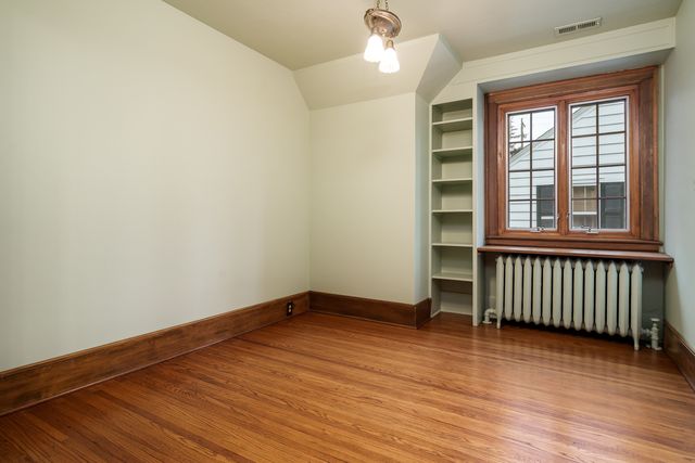 2326 CLINTON Place, Rockford, IL 61103