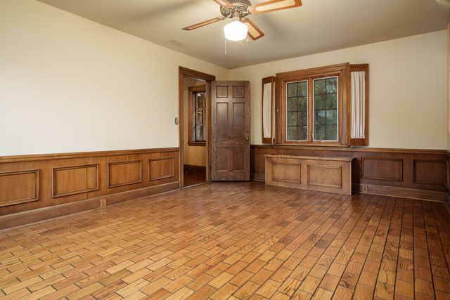 2326 CLINTON Place, Rockford, IL 61103