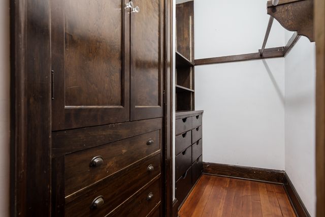 2326 CLINTON Place, Rockford, IL 61103