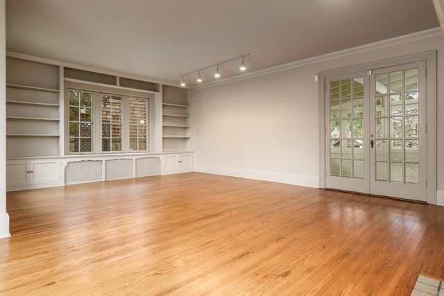 2326 CLINTON Place, Rockford, IL 61103