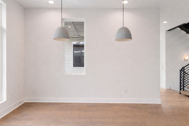 6112 Hill Circle Dr, Nashville, TN 37209