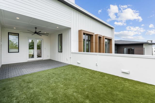 6112 Hill Circle Dr, Nashville, TN 37209