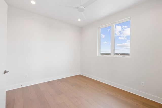 6112 Hill Circle Dr, Nashville, TN 37209