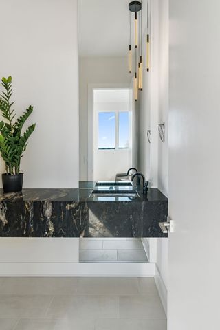 6112 Hill Circle Dr, Nashville, TN 37209