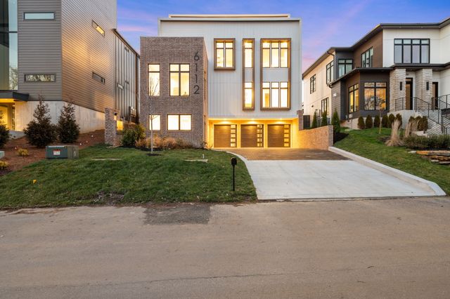 6112 Hill Circle Dr, Nashville, TN 37209