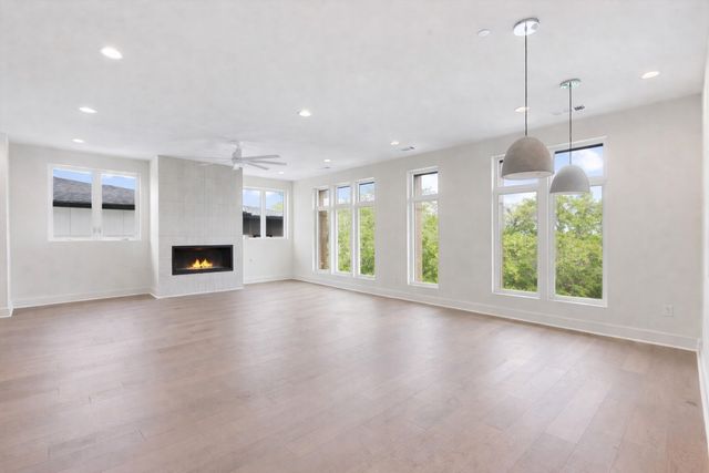 6112 Hill Circle Dr, Nashville, TN 37209