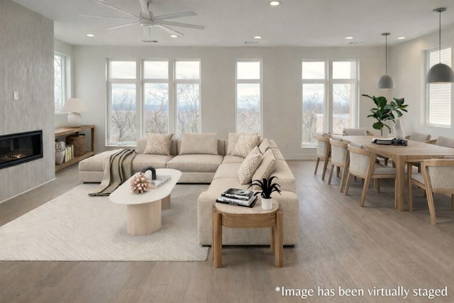 6112 Hill Circle Dr, Nashville, TN 37209