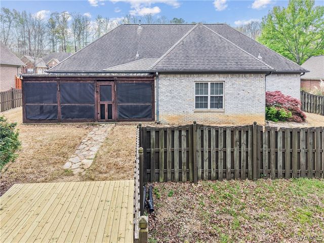 221 Park Lake, Helena, AL 35080