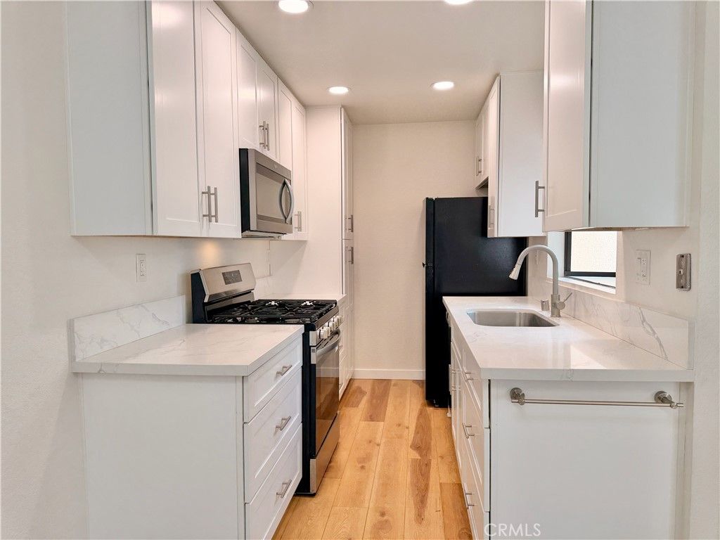 2027 Artesia Boulevard D, Torrance, CA 90504 — photo 5